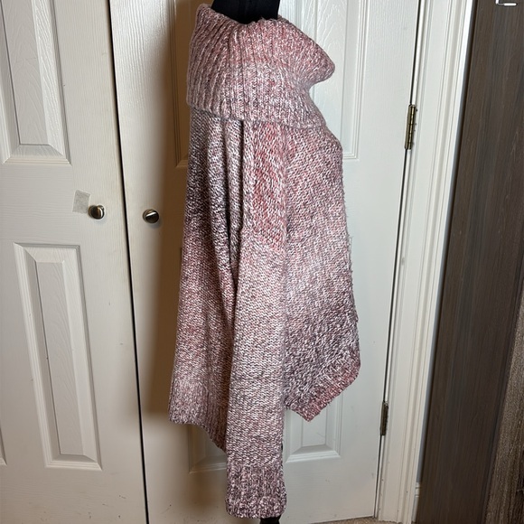 American Eagle Off Shoulder Cowl Neck Ombre Sweater - Picture 5 of 10